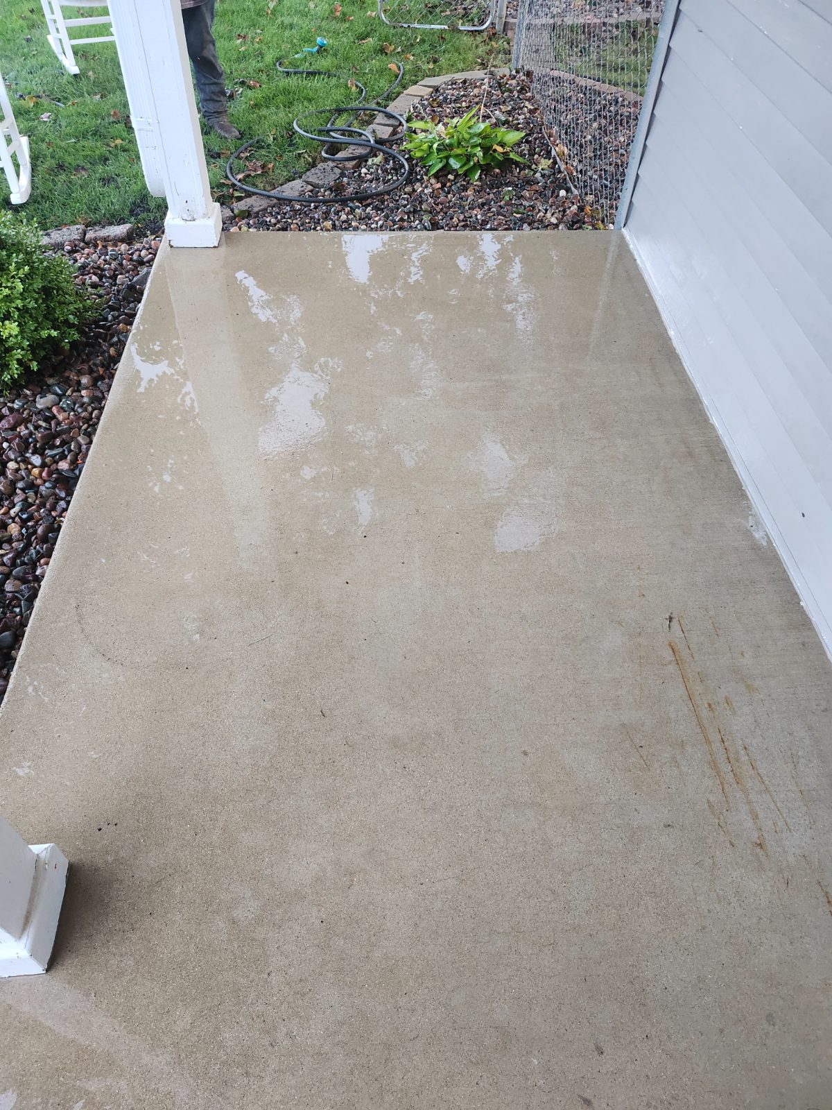 After: Sideway of house, glossy clean finish