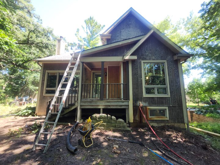 Pressure washing job by CaPow